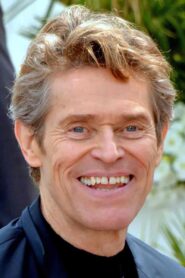 Willem Dafoe on Challenging Films: Streaming Impact and Home Attention